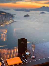 雲端上的童話假期——香港麗思卡爾頓酒店