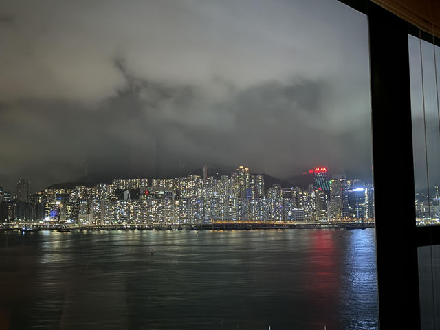 🌊香港嘉里酒店｜為了這扇落地窗景，拖半年發文也值！✨