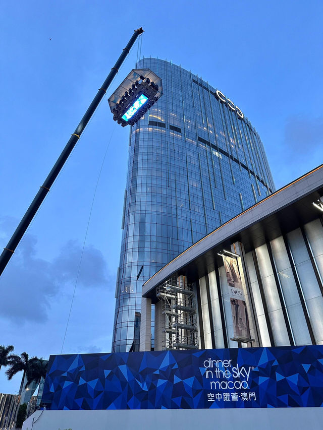 🇲🇴澳門高空浪漫！50米懸掛餐廳體驗
