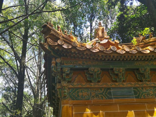 古雞鳴寺 - 江蘇省南京市玄武區雞鳴寺路1號，營業時間：7:00-17:30 夫子廟 - 江蘇省南京