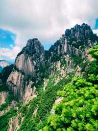 登頂黃山獨家攻略！雲霧奇松打卡指南