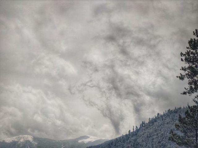 冒雪勇闖金沙馬蹄灣梅里十三峰，我畫給你看！