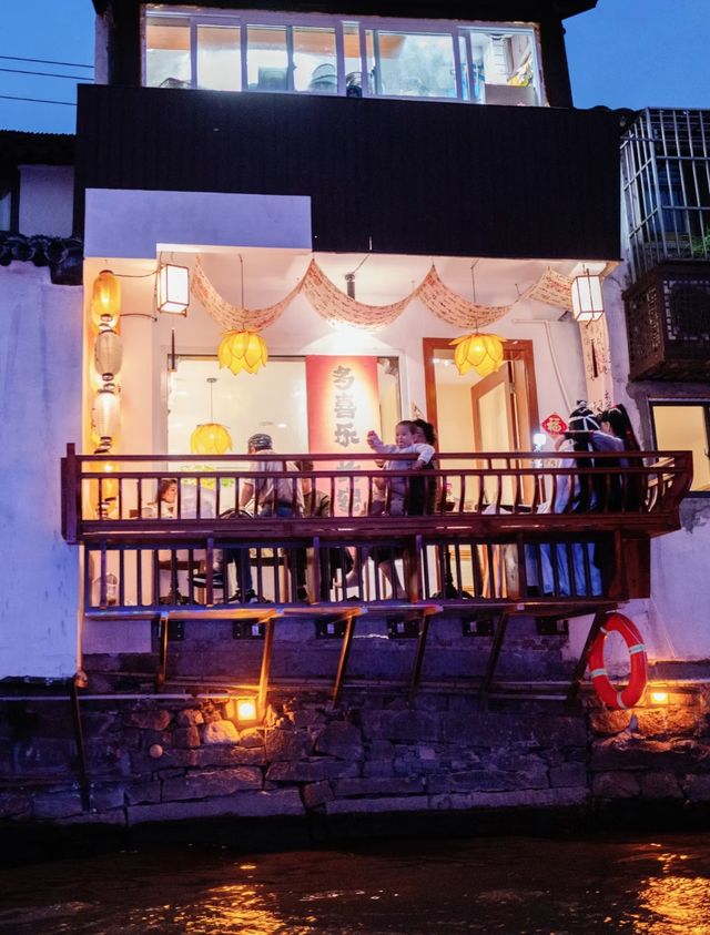 蘇州山塘夜航記：一船載盡姑蘇柔
