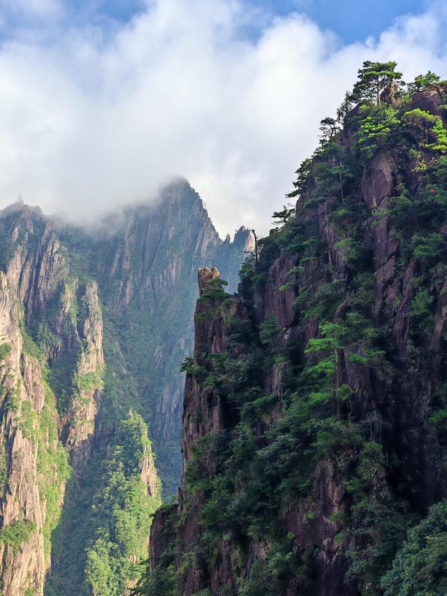 黃山30小時極限挑戰：兩天一夜保姆級攻略，解鎖100%精華體