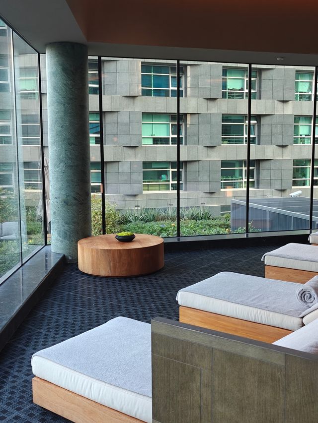 知其燃不知其所以燃，上海阿麗拉酒店