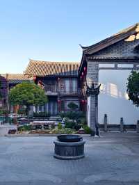 晴日暖庭，邂逅納西浪漫