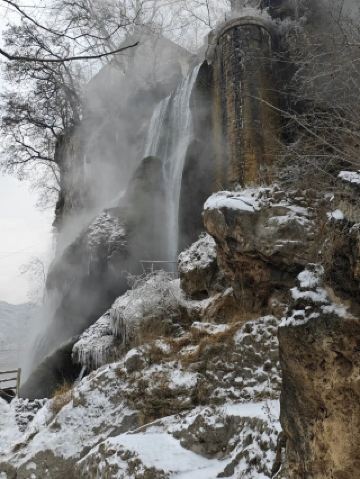 娘子關迎新春，雪落長城美成詩