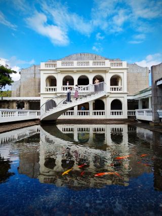 신회에서 나는 광둥의 매우 문화적인 작은 도시를 발견했다