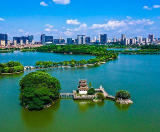 Một thị trấn nhỏ ở phía nam An Huy bị đánh giá thấp một cách nghiêm trọng! Hai người đã có một trải nghiệm đẳng cấp khi chơi game 4K trong 4 ngày ở Đồng Lăng – họ thực sự đã thắng!