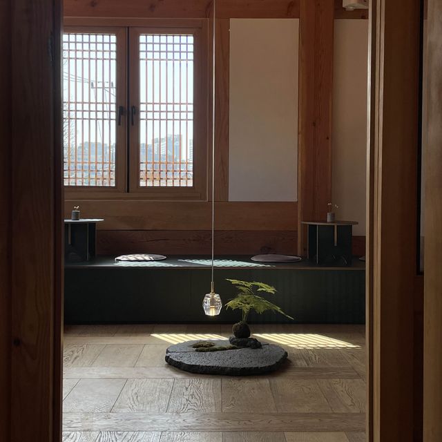 고즈넉한 분위기를 원해? 서순라길 카페 사사🌳