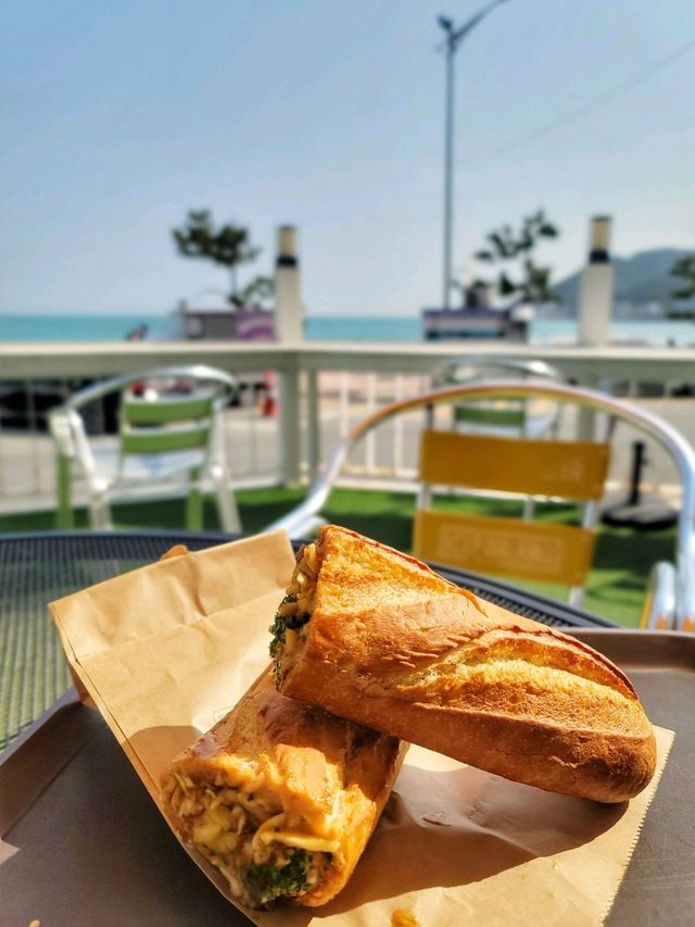 여수당 바게트버거가 부산 송정해수욕장에도 있어요💙