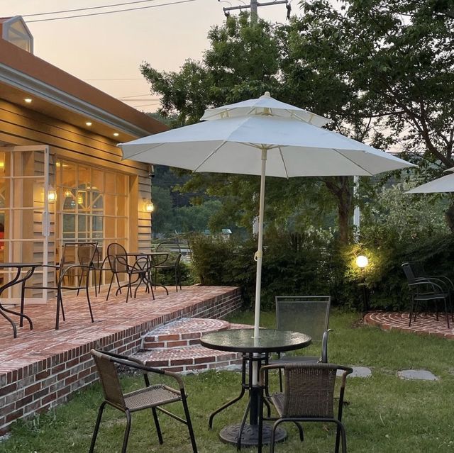작은 유럽 정원 감성카페, 만달리🏡 