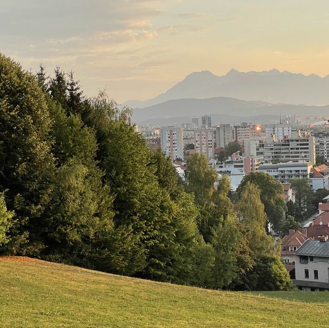 Dragon unfolds the Ljubljana Castle story 