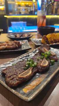 到沙田玩鏢機及桌球兼食串燒