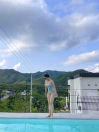 마운틴뷰와 함께한 야외수영장은 물개를 위한곳 🦭🏔️