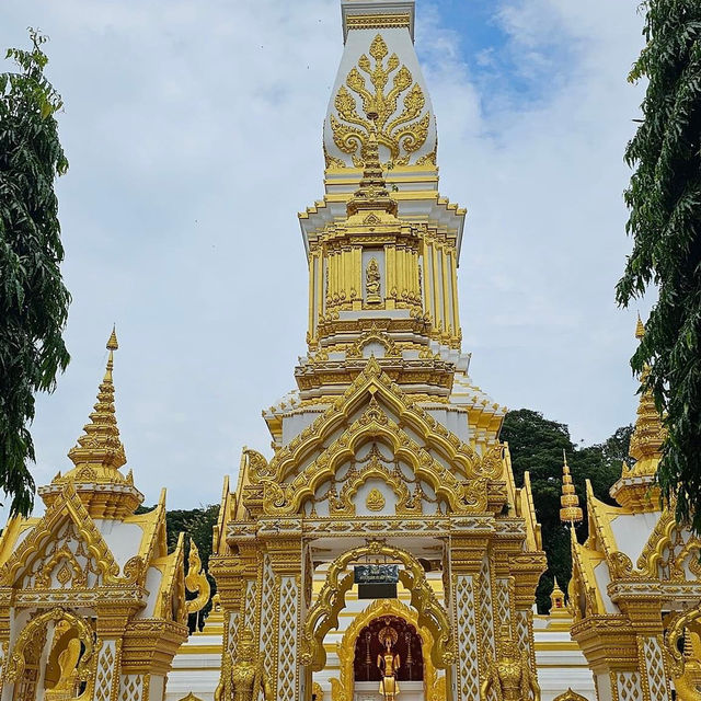 วัดมรุกขนคร