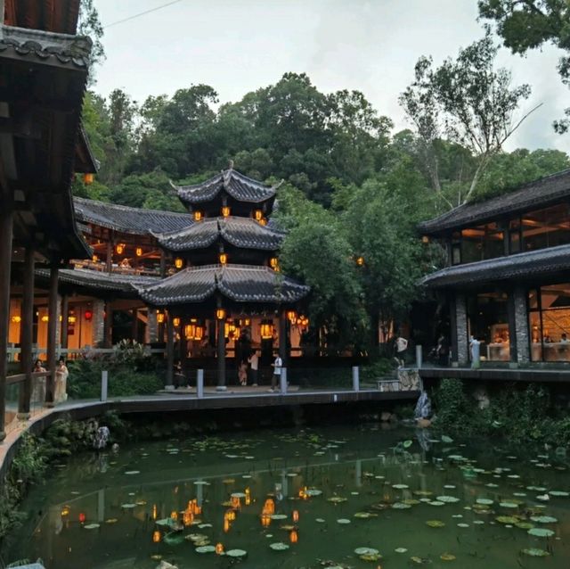 古風打卡勝地 - 二十四史書院
