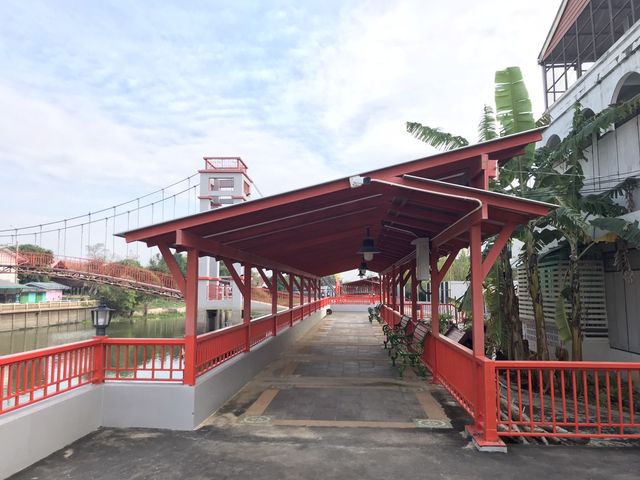 ตลาด9ห้อง สุพรรณบุรี