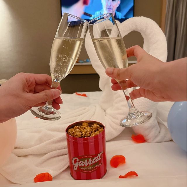 有花有佈置🌹預祝情人節💝staycation報告 