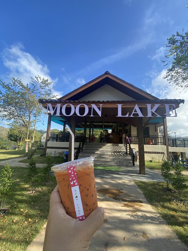 Moon Lake มูนเลค รีสอร์ท 🌖