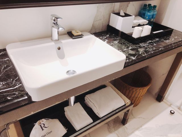 高級感的浪漫佈置💕🌹 Renaissance Taipei Shihlin Hotel 台北士林萬麗酒店