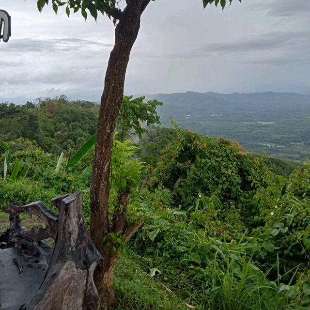 ชมวิว 360° ณ เขาศูนย์ 
