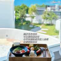 深圳藍白聖島懸崖泡池美宿