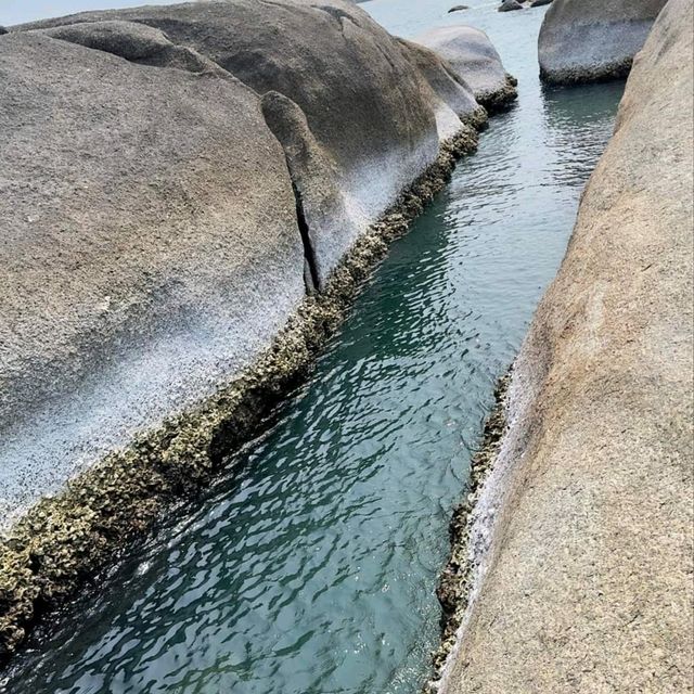 ชมความมหัศจรรย์ของหินตา หินยาย เกาะสมุย