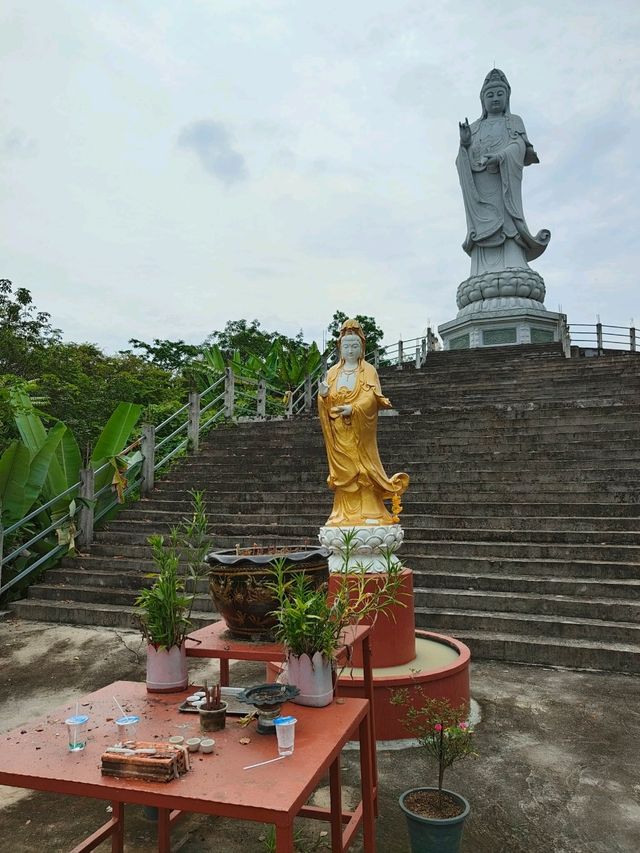 Khaoley Buddhist Park - พุทธอุทยานเขาเล่