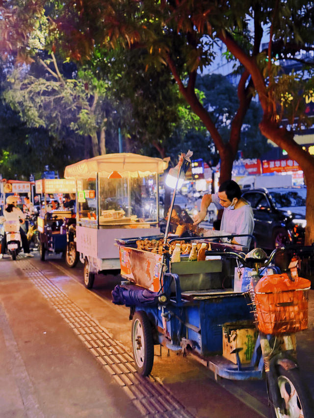 來了深圳宝安区美食街：翻身路和自由路