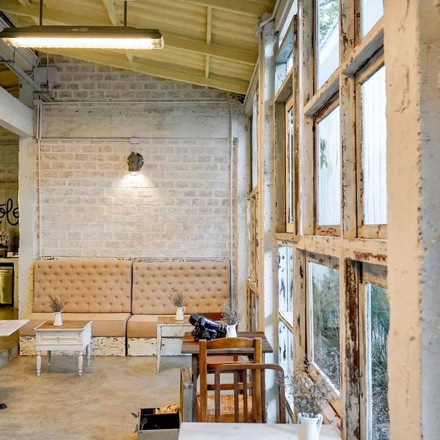 รีวิว Slōlē Cafe & Garden 🏡☕️⛅️🍃 #ลาดพร้าว
