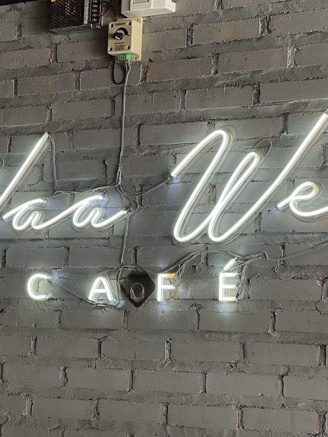 วาวี คาเฟ่ ร้านกาแฟในตัวเมืองตรัง