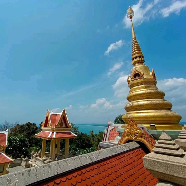 วัดทางสาย วัดสวยบนเขาปักธงชัย อำเภอบางสะพาน