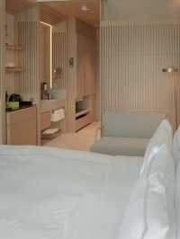  ✈️俯瞰飛機起降的綠色環保酒店🌿 The Silveri Hong Kong, M Gallery