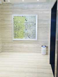郊外新市鎮 ！九龍東皇冠假日酒店  ！