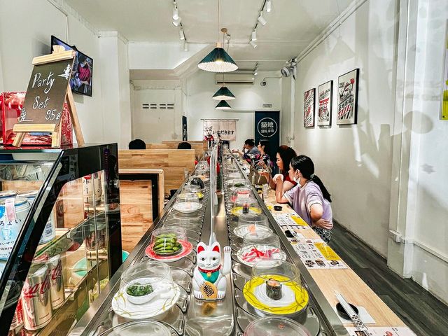 ร้านสึกิจิซูชิสายพาน @มีโชคพลาซ่า เชียงใหม่