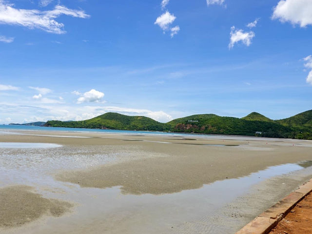 เที่ยวทะเลสวย ที่ หาดเตยงาม สัตหีบ 🌴🌴🌴