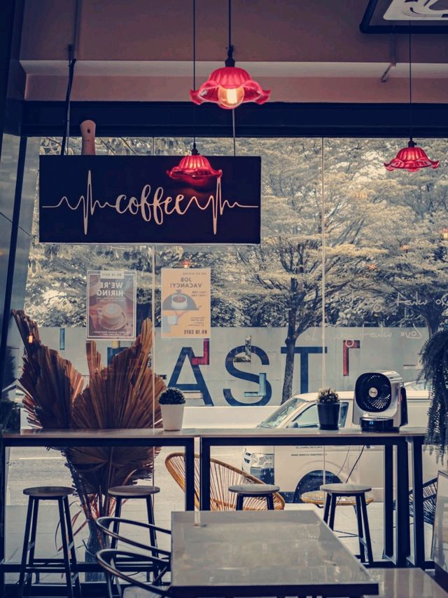 No.10 Cafe