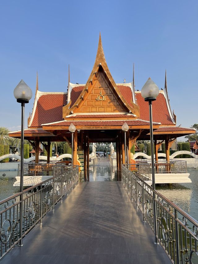 วัดที่มีพระเกจิอาจารย์ชื่อดังแห่งเมืองกรุงเก่า