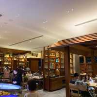 「東方之味薈萃自助餐」：餐廳口碑驚喜，必試鮑魚刀削麵及紅糖滋粑！
