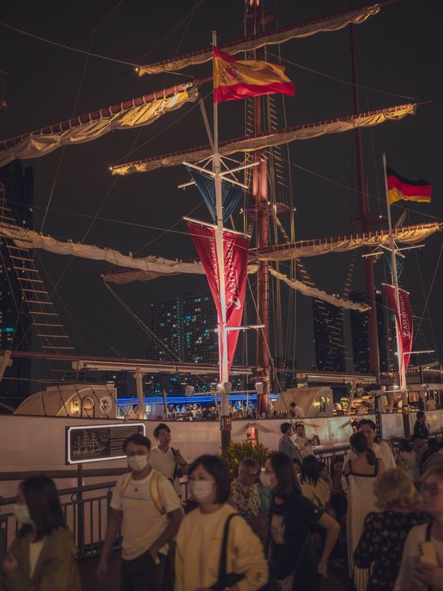 🎡방콕의 강변 야경을 보며 관람차 배경으로 인생샷도 찍고 즐길 수 있는 야시장“아시아티크” 