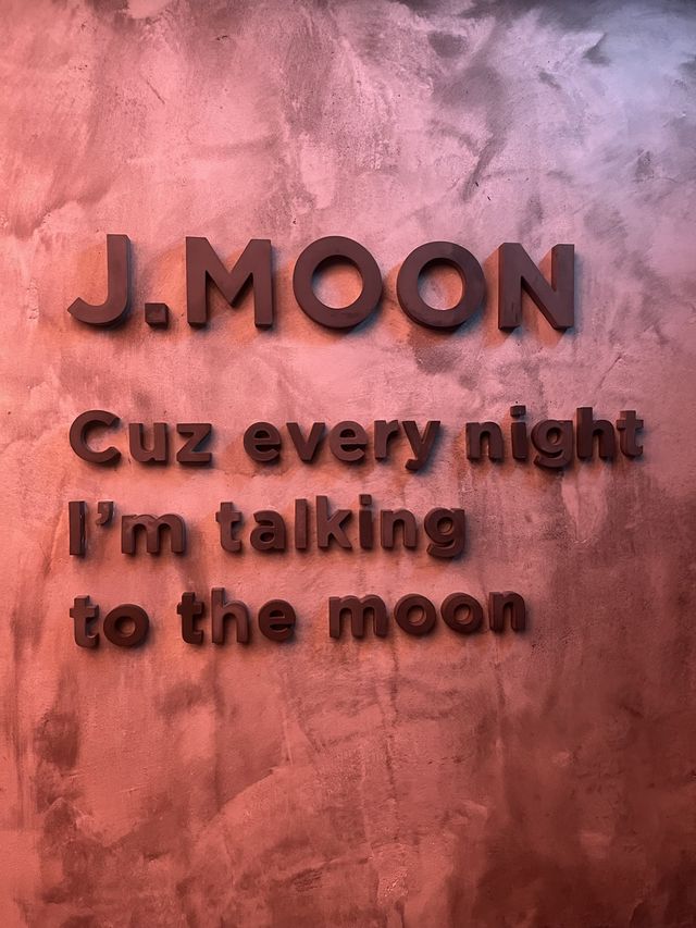 ❤️‍🔥情侶打卡必去👩🏻‍🤝‍👨🏼 月球下共聚迷人晚餐💕