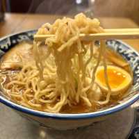 【大阪・難波】濃口醤油の濃厚なキレある中華そば「麺屋 しらかわ 大阪なんば店」