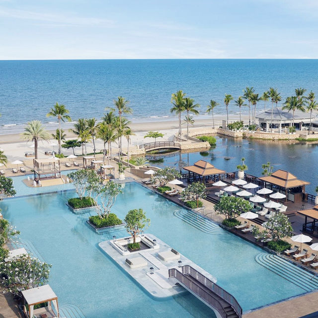 Affordable beach front hotel in Hua Hin, Thailand