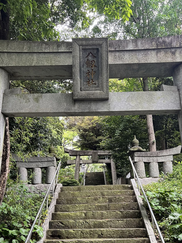【北九州神社】逆立ちの狛犬がで使えてくれる神社