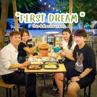 first dream Bar&Restaurant 