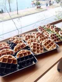 【福岡カフェ】美味しいワッフルを公園で食べられる
