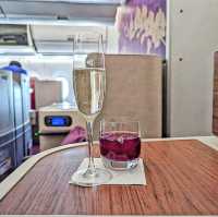 THAI AIRWAYS | รักคุณเท่าฟ้าพารีวิวชั้นธุรกิจ