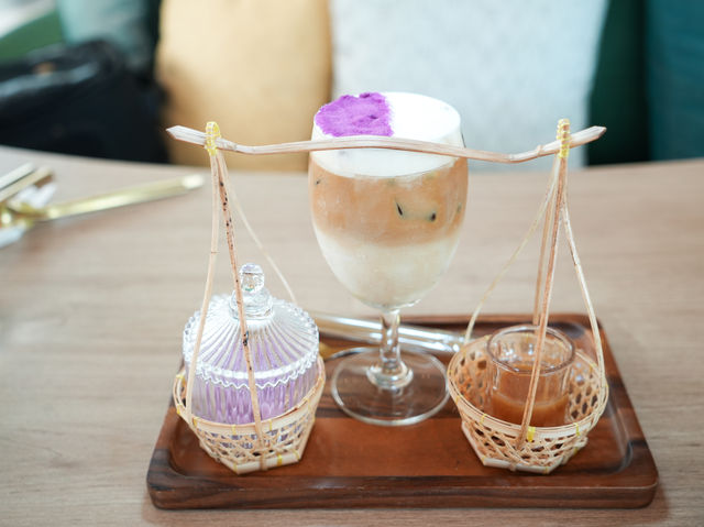 BK SALON ร้านอาหารเปิดใหม่ย่านสาธุประดิษฐ์