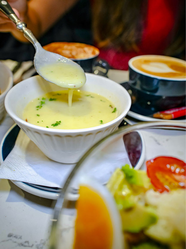 法式午餐夠吸引,細味每道菜餘韻 法式午餐夠吸引,細味每道菜餘韻